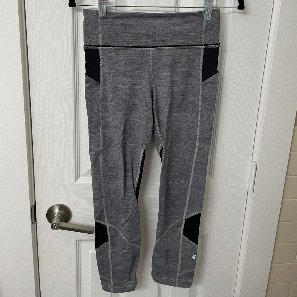 Lulu lemon crop leggings